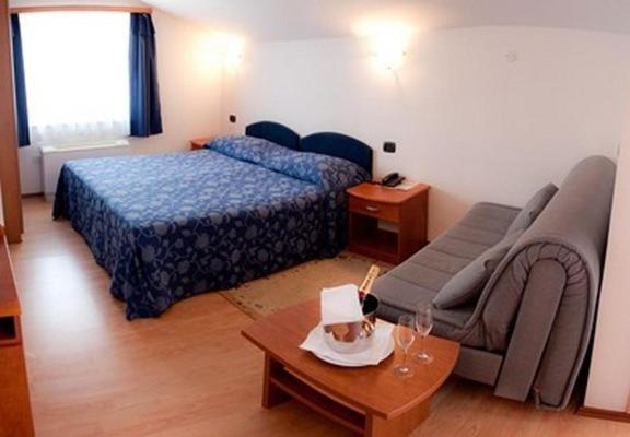 Hotel Makin Novigrad Istria Quarto foto