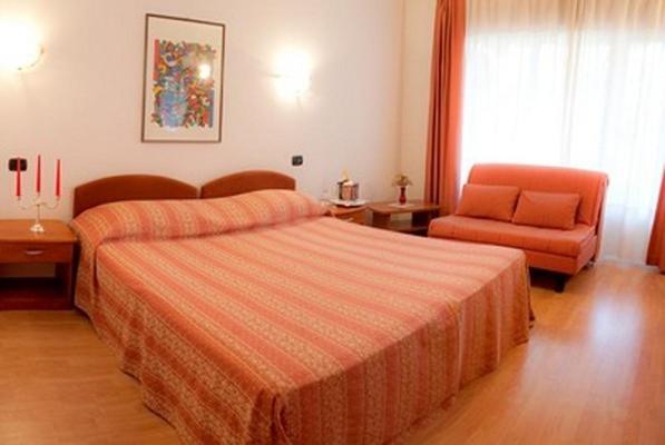 Hotel Makin Novigrad Istria Quarto foto